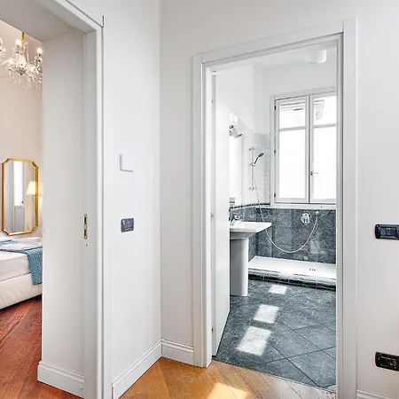 Lägenhet Two-room In Center Como